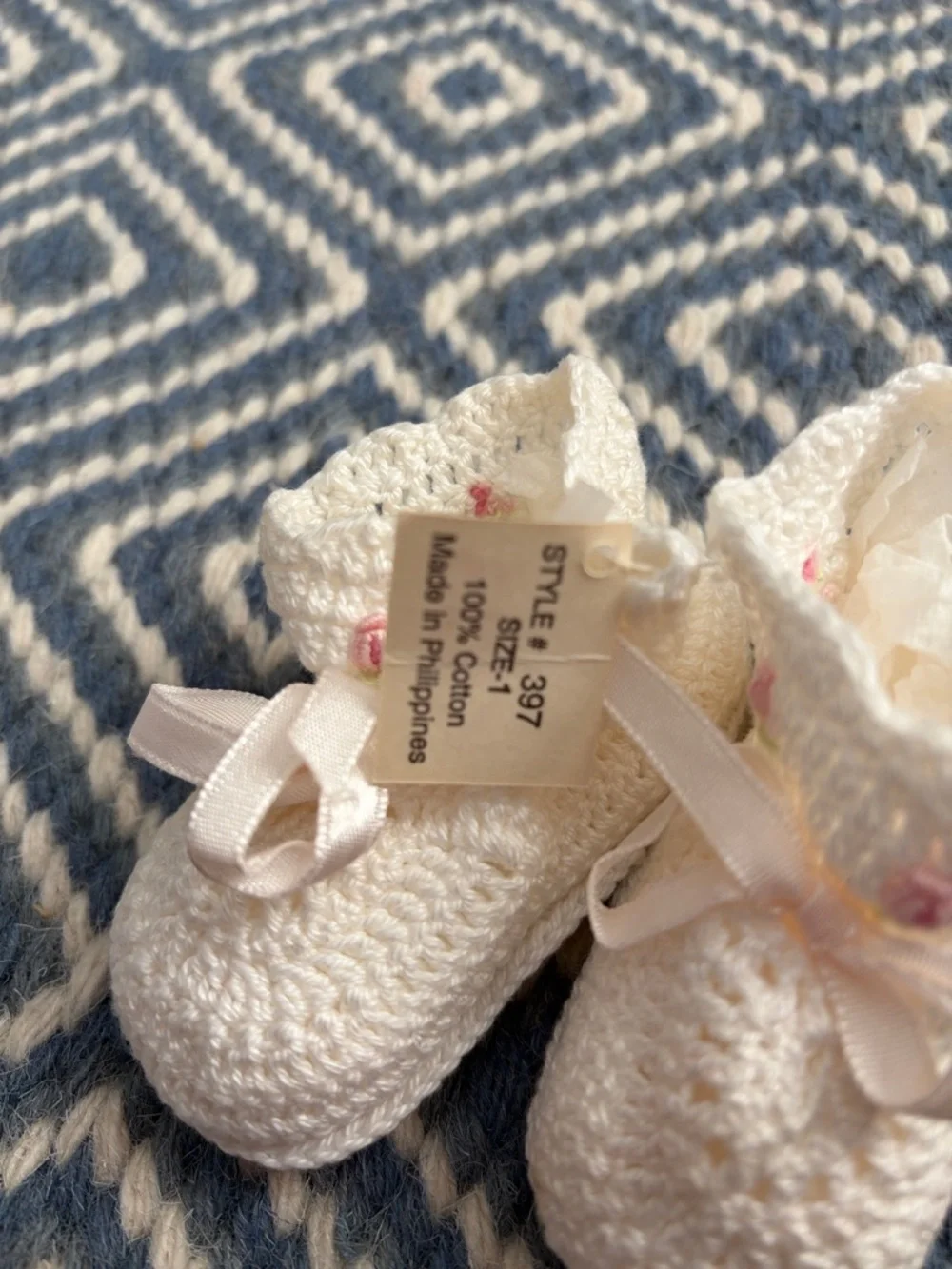 NWT Country Kids White Crochet Baby Booties with Pink Rose Accents